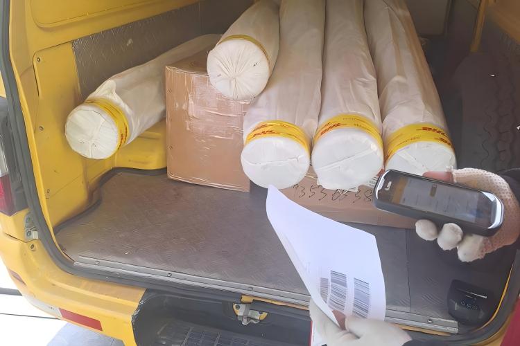 Επιτυχής παράδοση υφάσματος αντιστατικού φίλτρου υψηλής ποιότητας σε Βούλγαρο πελάτη