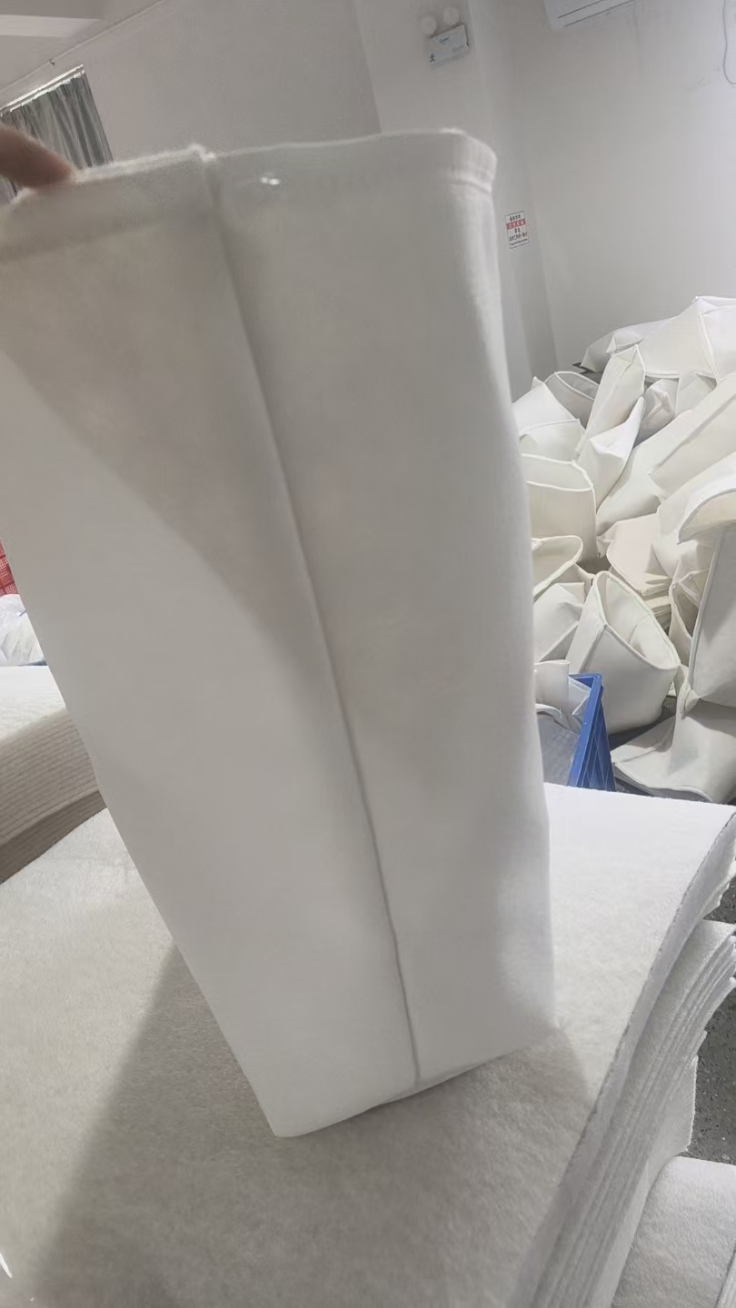 Επιτυχής παράδοση 900 προσαρμοσμένων σακουλών φίλτρου MERV8 σε Καναδό πελάτη